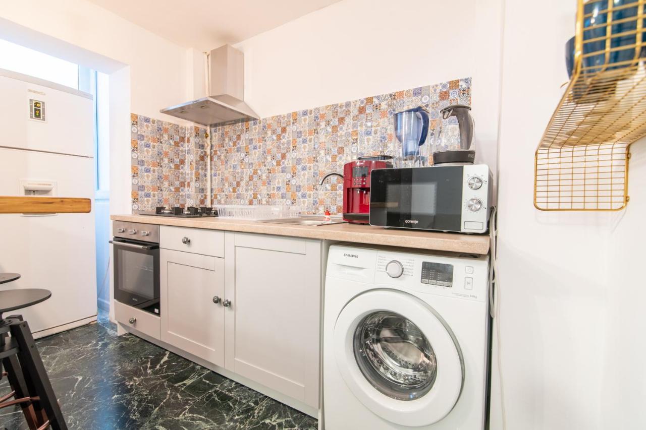 Amazing New Flat City Center Bukarest Eksteriør billede